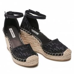 Mules Et Sandales Espadrilles KARL LAGERFELD - KL32220 Black Canvas 900 Noir -KARL LAGERFELD Soldes 0000209795073 08 rz