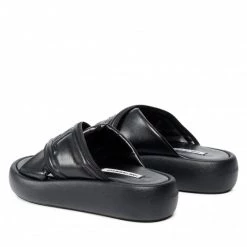 Mules Et Sandales Mules / Sandales De Bain KARL LAGERFELD - KL81820 Eco Lthr Black Noir -KARL LAGERFELD Soldes 0000209795097 02 rz