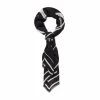 Textiles Châle KARL LAGERFELD - 216W3309 Blck/Wht A998 Blanc, Noir -KARL LAGERFELD Soldes 8720092532983 0067